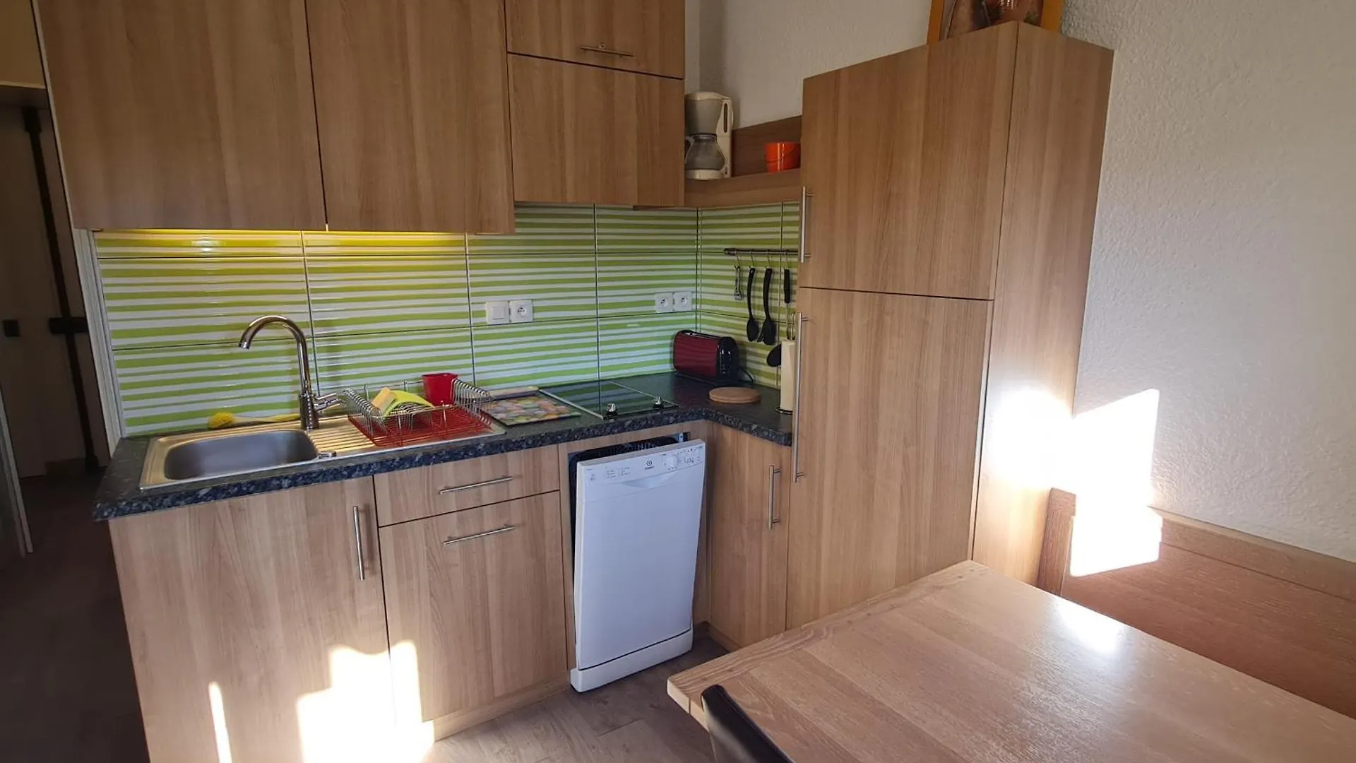 Apartment Charmant Studio A Sainte-Maxime Avec Piscine, Balcon Et Parking, Proche Commerces Et Plages. - Fr-1-780-80 France